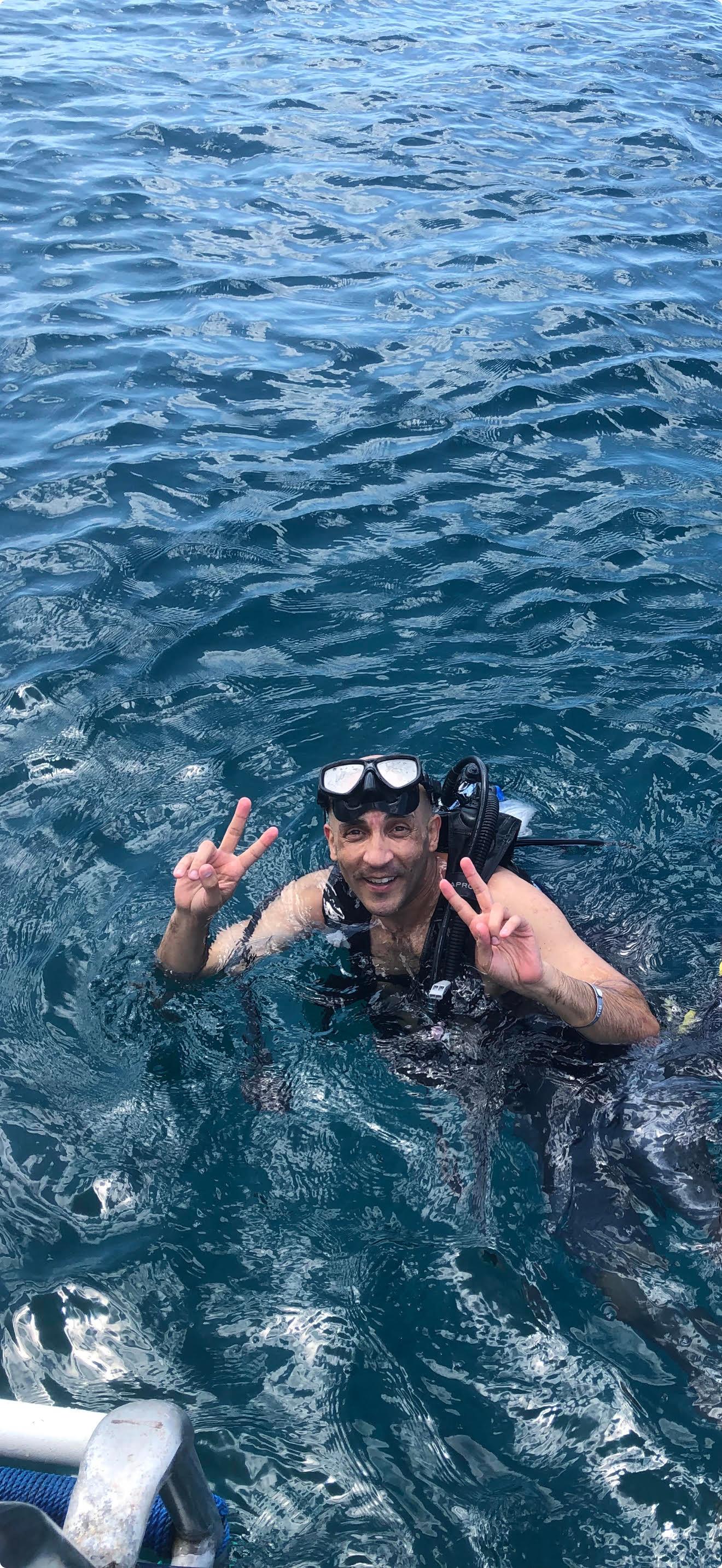 Jyhad Aamri diving